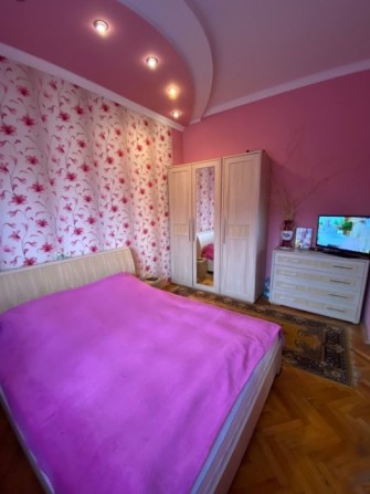 Продаж будинку в центральній частині міста - фото 1
