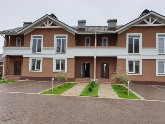 Продам гарний новий котедж в м.Мукачево Мукачево