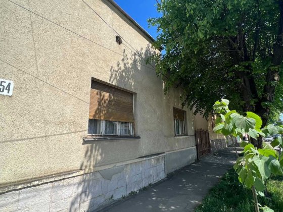 Продаж старословацького дому та престижної локаціі в Мукачево Мукачеве