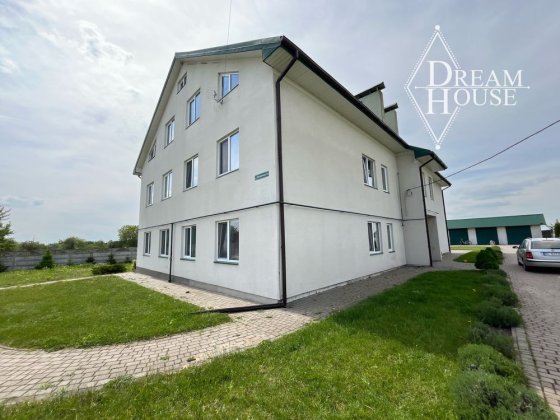 Продаж багатоквартирного будинку Нововолынск