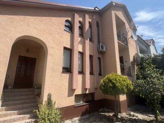 Дім в «Росвигово» Мукачево