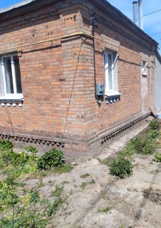 Продається пів будинку з окремими входами район Новолозовка м.Ромни. - фото 1