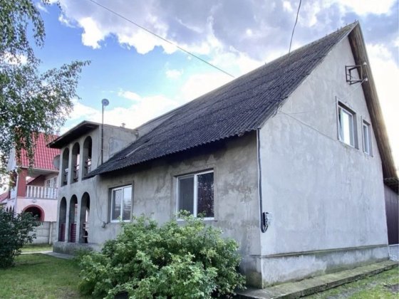 Житловий будинок Сарни