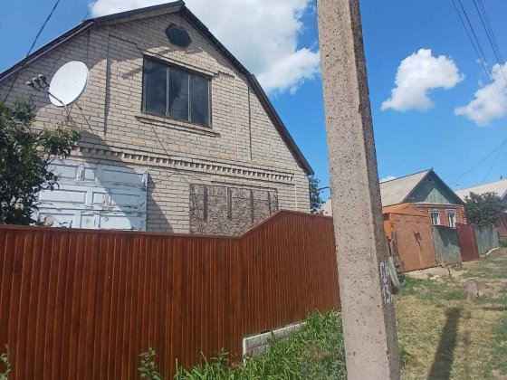 Продам частный дом Голубовка возможно  сертификат
