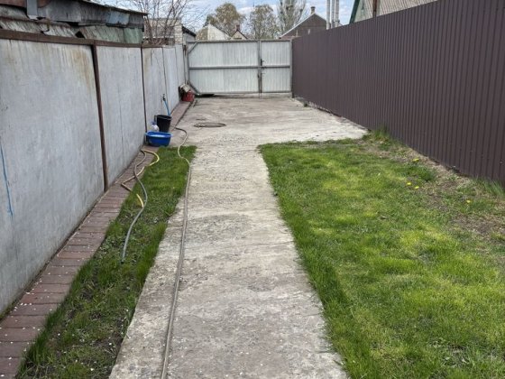 Продается дом. Центр. Славянск. Можно сертификат.