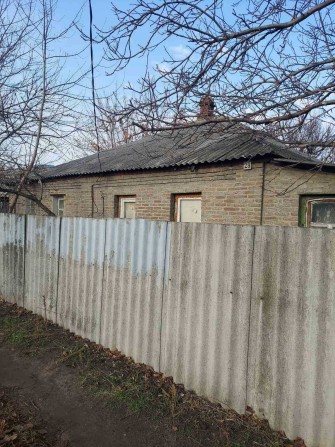 Продам дом Славянск р-н ЖД - фото 1
