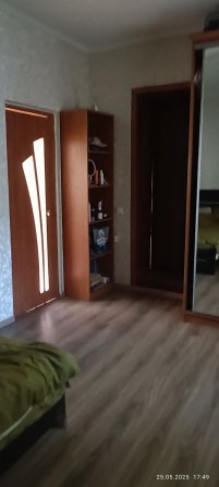 Продам полдома в центре поселка со всеми удобствами, отличным ремонтом - фото 1
