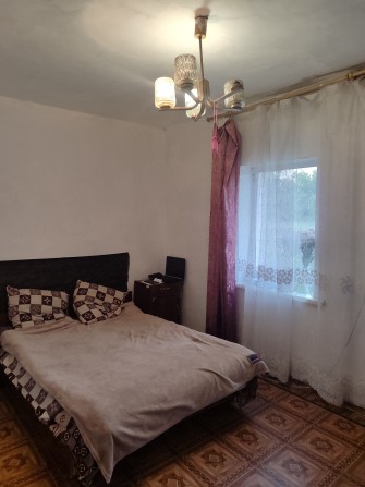 Продам 1/2  будинка в місті Сміла, район Машбуд. - фото 1