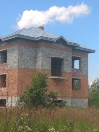 Незавершене будівництво будинок на 2 сім'ї на дві сім'ї - фото 1