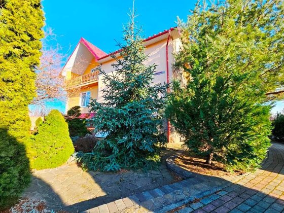 Продається добротний цегляний будинок на околиці м.Стрий... Стрый