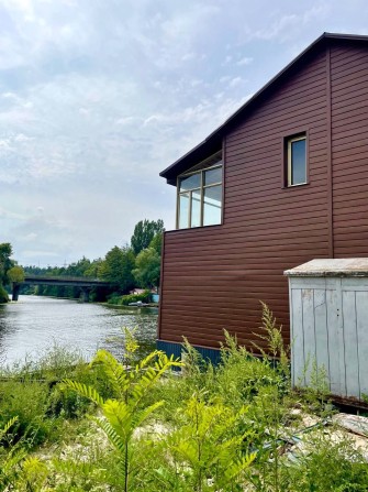 Будинок Українка, вихід на воду, човнова станція, Плюти, Козин! - фото 1