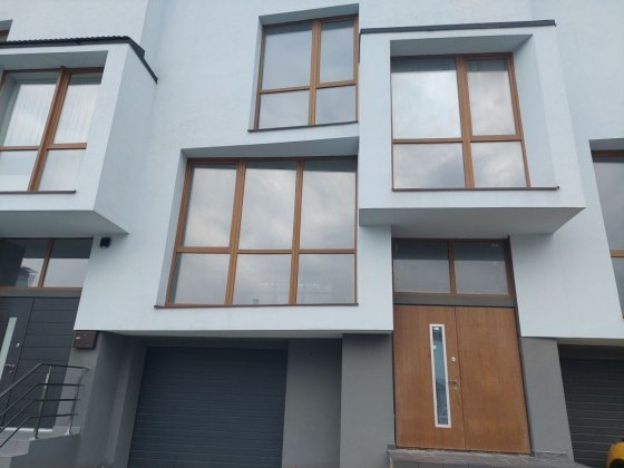 Продаж котедж 175 кв.м. 2.44 сот.землі м.Трускавець Трускавец