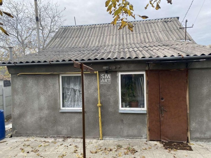Будинок - заходь і живи. Річка. Фастів. - фото 1