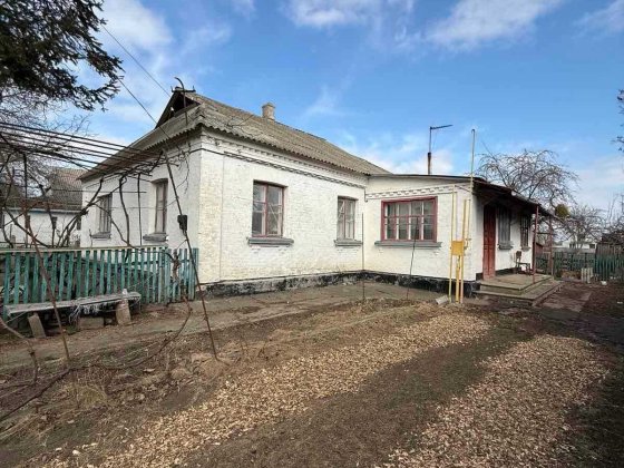 Пропонуємо на продаж просторий будинок площею 106 кв.м! Умань