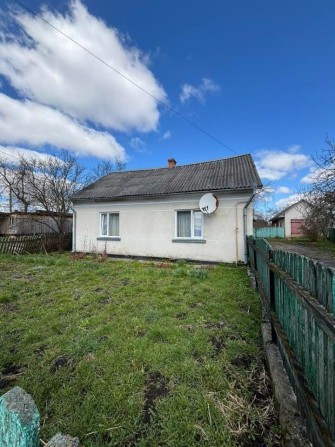 Продається цегляний будинок в с. Романівка - фото 1