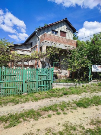 Продається літній будинок з земельною ділянкою. - фото 1