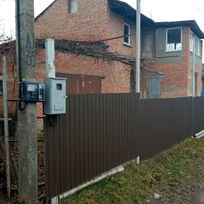 Продам будинок цегляний. - фото 1