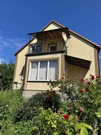 Продам будинок з частковим ремонтом . Лісові Гринівці - фото 1