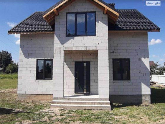 Продаж будинку  147 кв. м, 4 кімнати з ділянкою на 6 соток Лезнево Хмельницький