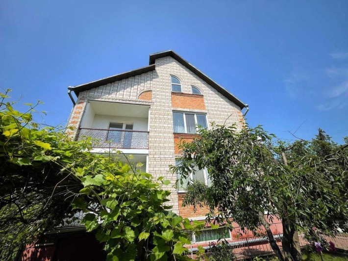Продаж 2 поверхового будинку з ділянкою! - фото 1