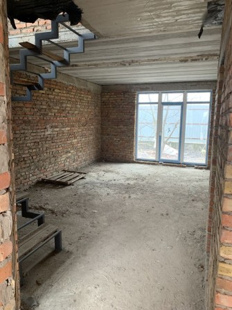 Продаж 2 поверхового таунхауса, 92 кв. м, 2 кімнати - фото 1