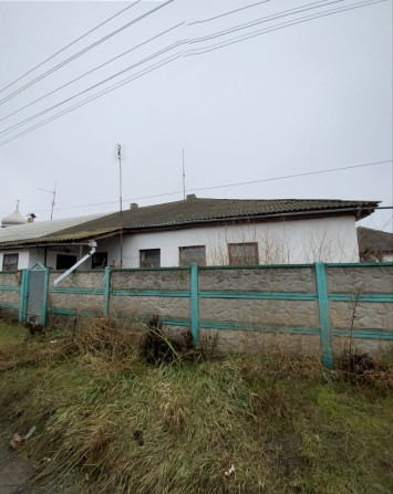 Продаж будинку/квартири + земельна ділянка під гараж - фото 1