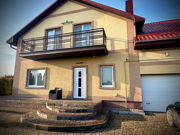 Будинок с. Струмівка 214 м2 - фото 1