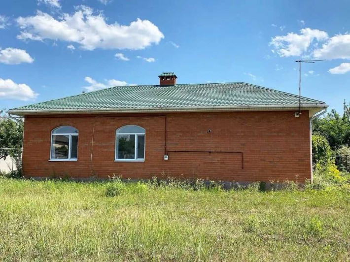 Продам дом 139м2 СМТ Слобожанське ул Центральная Левый берег - фото 1