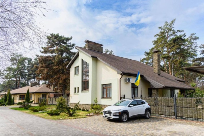 Продажа дома в Орловщине (котеджный городок с сосновым лесом) - фото 1