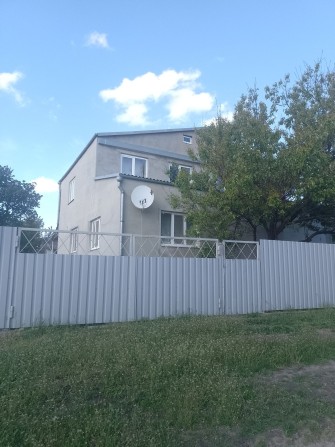 Продам ДОМ на ул.Барвинковой в г.Вольногорск - фото 1