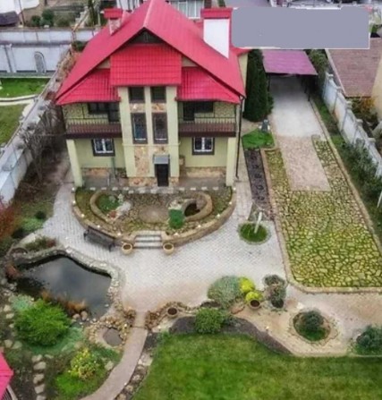 Великий комфортний будинок у Єрмолаївці - фото 1