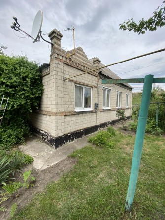 Продам дом в Новоселовке - фото 1