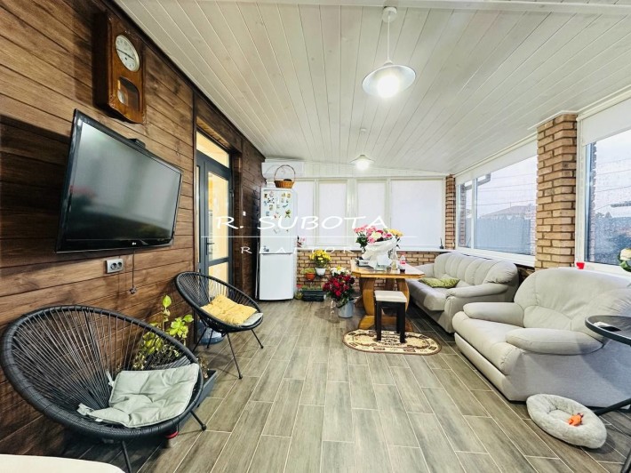 Продажа Дома в Новоалександровке (ЭКСКЛЮЗИВ, КЛЮЧИ) - фото 1