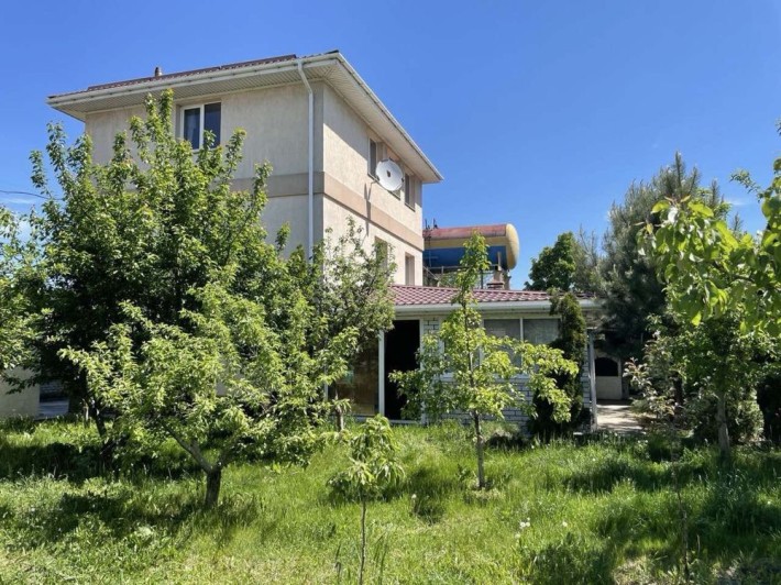 Продаж 3 поверхового будинку - фото 1