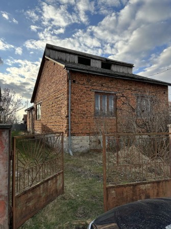 Дім з ділянкою і озером в Великих Геївцях - фото 1
