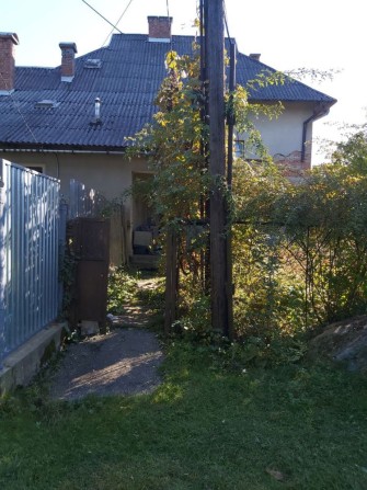 Продам двоповерховий будинок, місто Свалява - фото 1