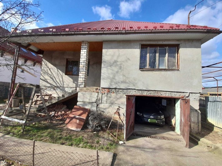 Продам недобудованний будинок з ділянкою в Сторожниці на Малиновій - фото 1