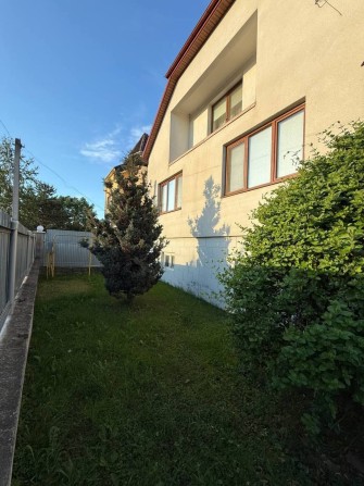 Продаж просторого будинку в Сторожниці! - фото 1