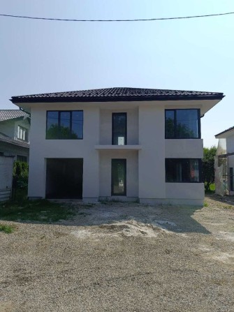 Продаж особняка, з гаражем та власним подвір'ям 5сот, Газ - фото 1