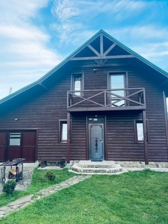 Двоповерховий котедж 120 м² в центрі с. Микуличина - фото 1
