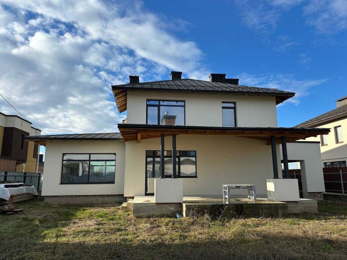 Продаж будинку готового до ремонту в чудовій локації села Вовчинець - фото 1