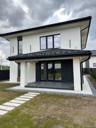 Продається двоповерховий цегляний будинок у Крихівцях - фото 1
