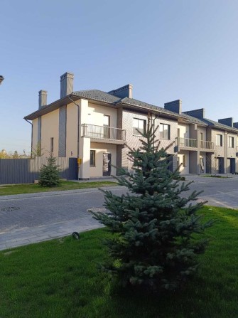 Таунхаус преміум класу, містечко закритого типу - 136м2. - фото 1