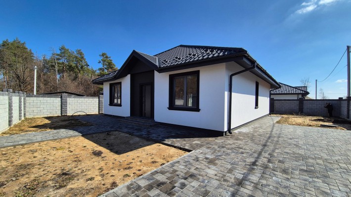 Будинок у лісовій частині Ворзеля — 100 м², тераса, 5 соток - фото 1