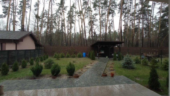 Будинок з 2-х дуплексів, продаж обидвох частин: з ремонтом і без - фото 1