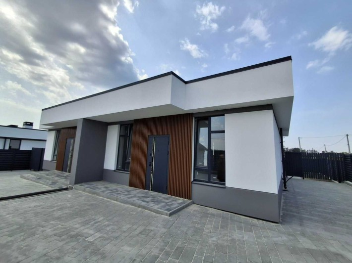 ДУПЛЕКС в  Святопетрівське під чистовий ремонт - фото 1