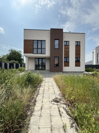 Без % Продаж елітного будинку с. Козин ГАЗ без ремонту - фото 1