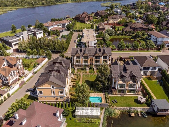 Продаж таунхаус Козин Монтана Вілидж - фото 1