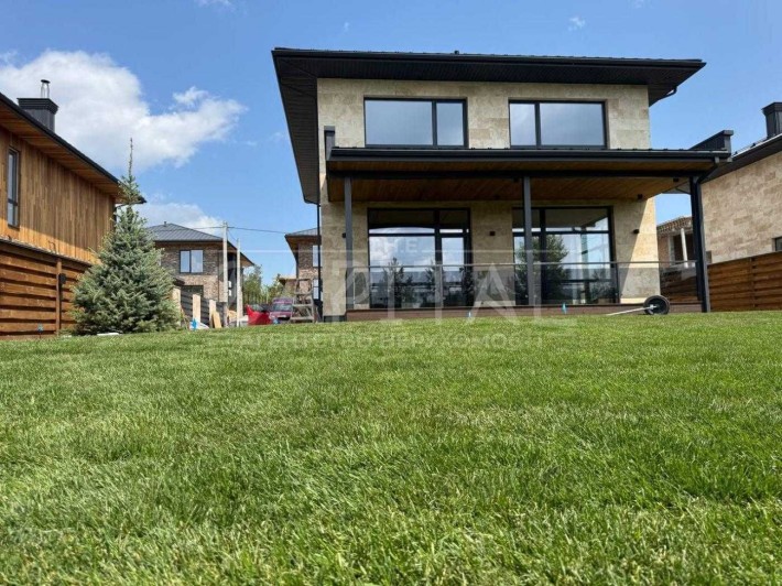 Продажа дома с ремонтом Ходосовка  Лесники Киево-Святошинский район - фото 1