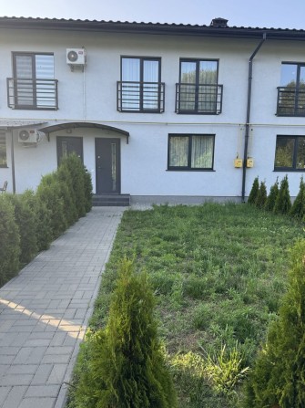 Продам новий таунхаус з ремонтом, меблями та технікою - фото 1